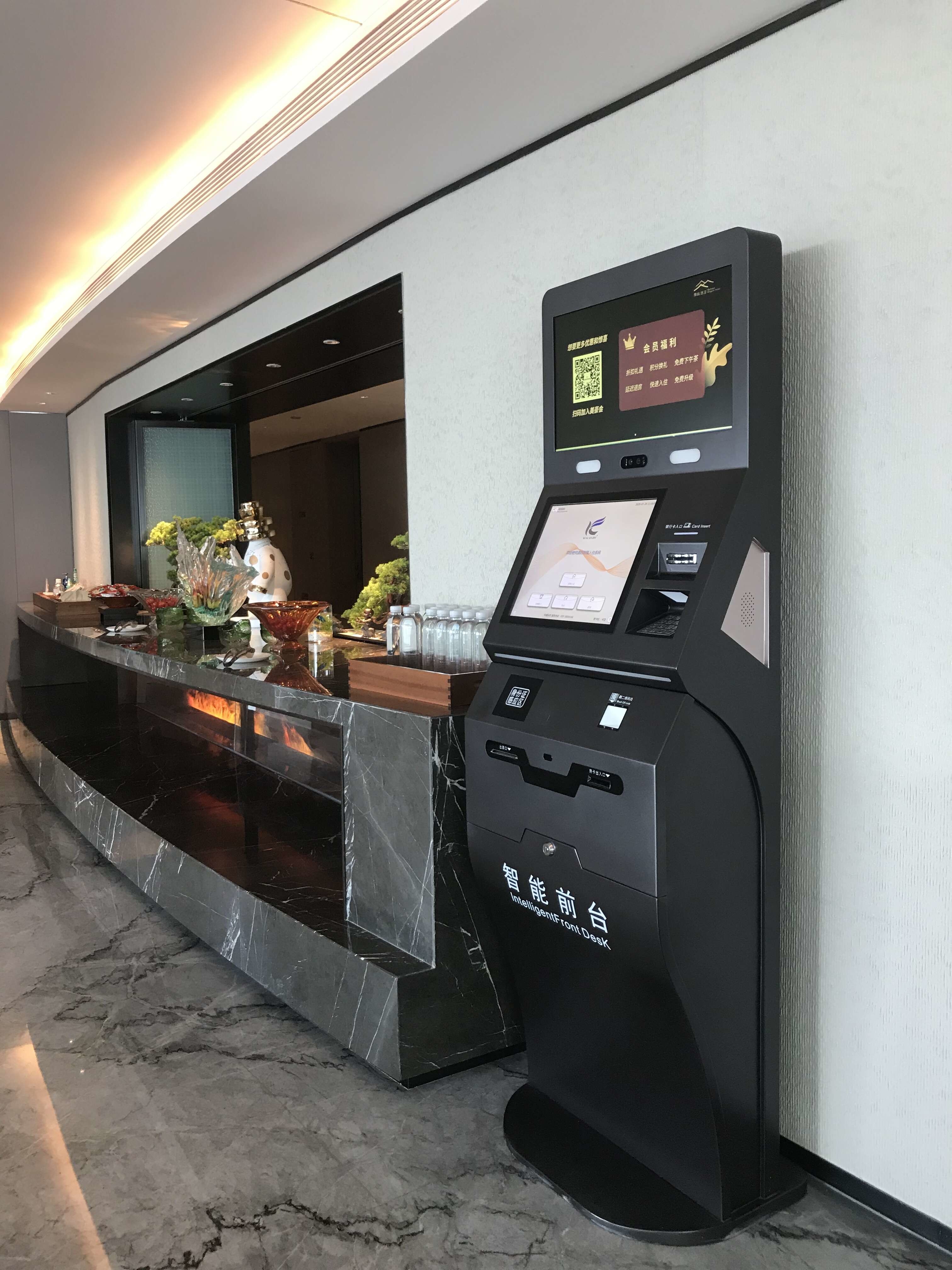 Dernière affaire concernant Kiosque d'enregistrement de KER Hotel arrangé dans l'hôtel élégant de Guangzhou (tour de canton de ville nouvelle de Zhujiang)
